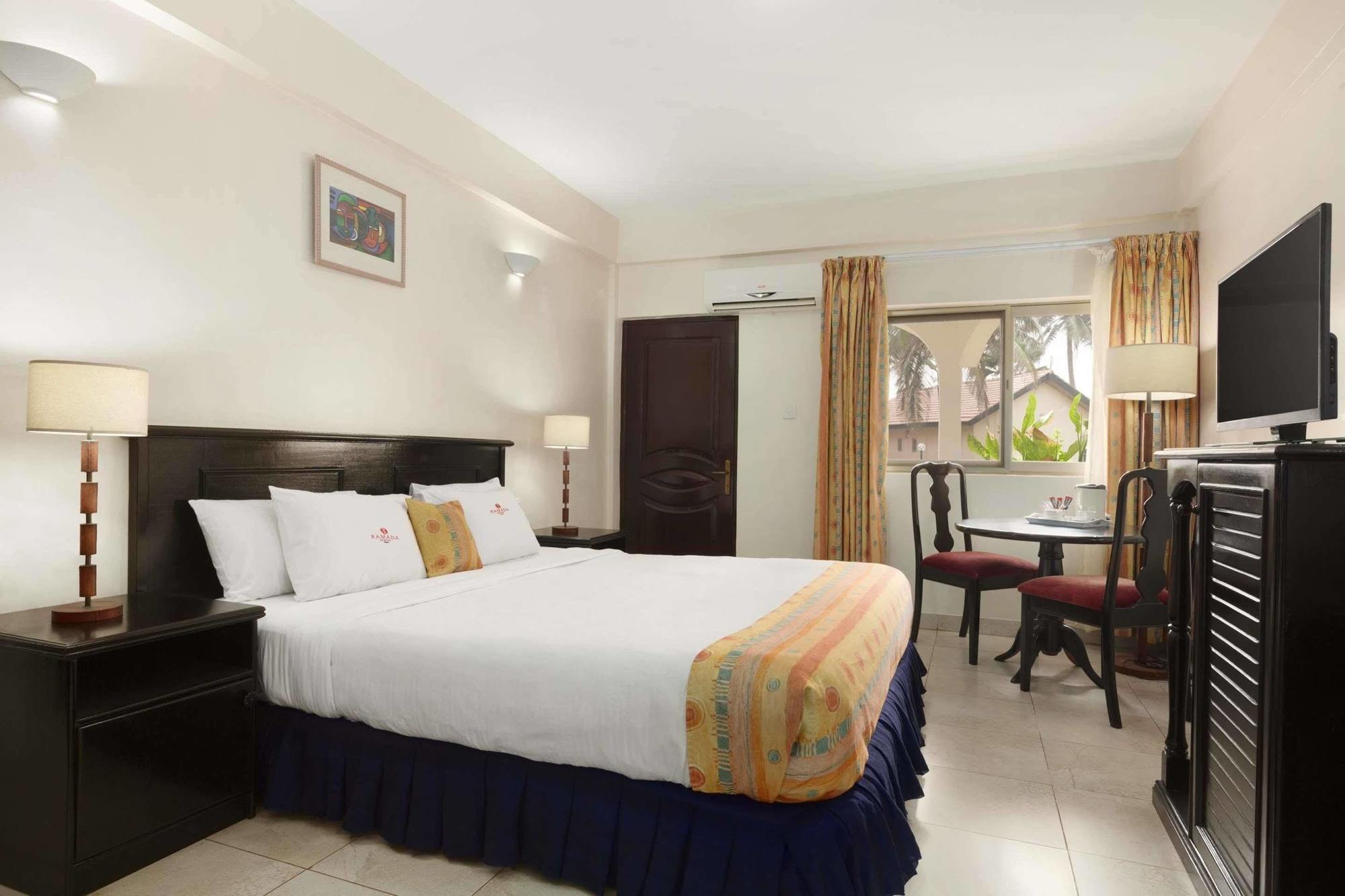 Ramada Resort 아크라 외부 사진